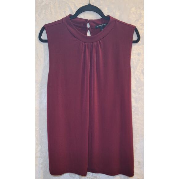 Banana Republic Tops - Women's Banana Republic Polyester Sleeveless Blouse Burgundy Neck Top Size XL